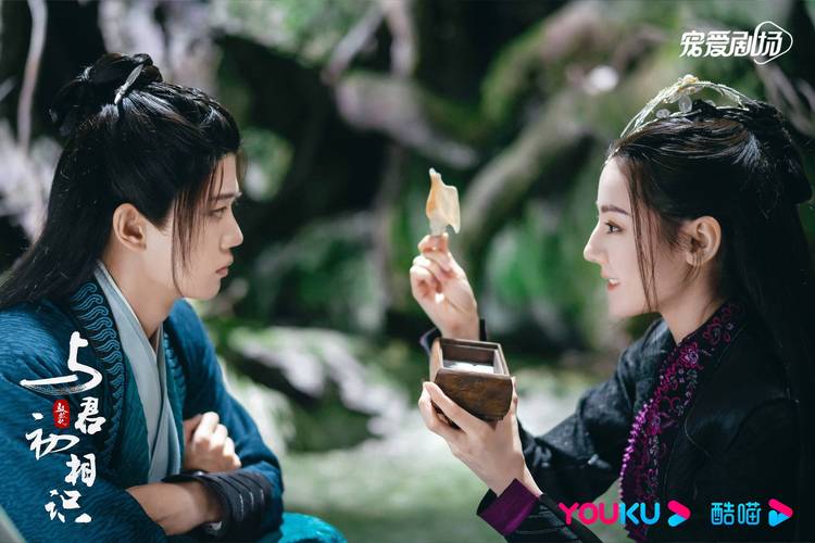 与君初相识电视剧免费观看完整版 | 御灵师虐恋 | 迪丽热巴任嘉伦古装仙侠