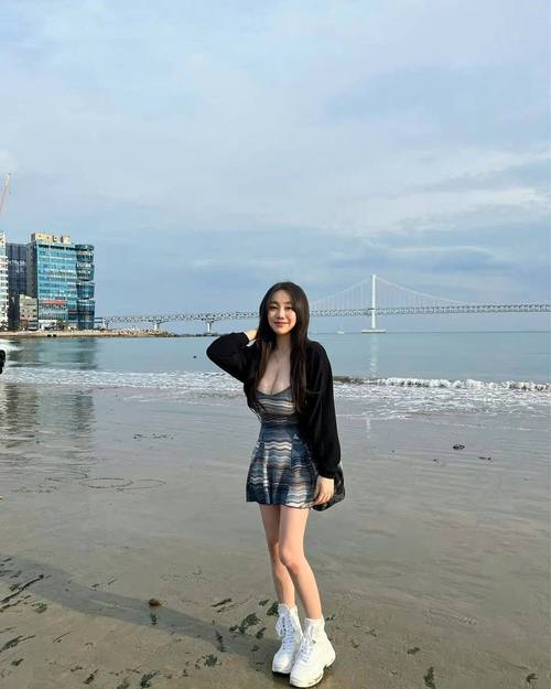 根据您的要求,生成的SEO标题如下:
**9久1视频在线观看免费 | 高清影视资源 | 最新热门大片**