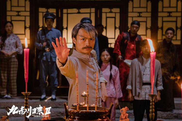 九叔归来2在线观看免费高清:僵尸道长再临,重温经典港式恐怖喜剧(九叔归来2完整版、林正英式僵尸片、高清免费观影)