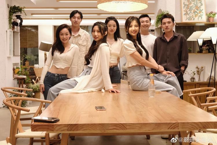 我们恋爱吧第三季在线观看免费 | 全集高清完整版 | 甜宠综艺恋爱名场面