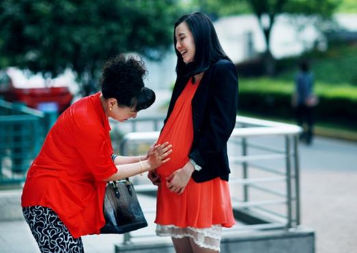 小儿难养全集免费观看:新手爸妈必看的育儿宝典与家庭成长启示录