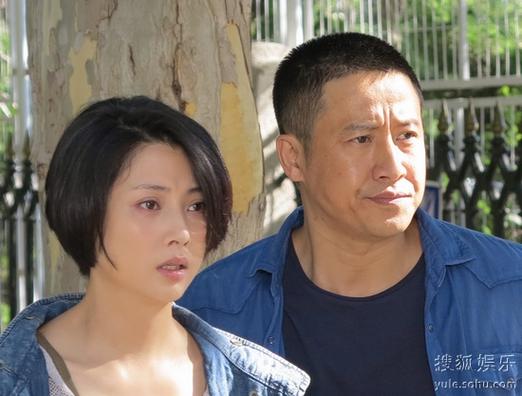 免费观看人世间电视剧全集高清在线播放，周秉昆家族命运沉浮与时代变迁