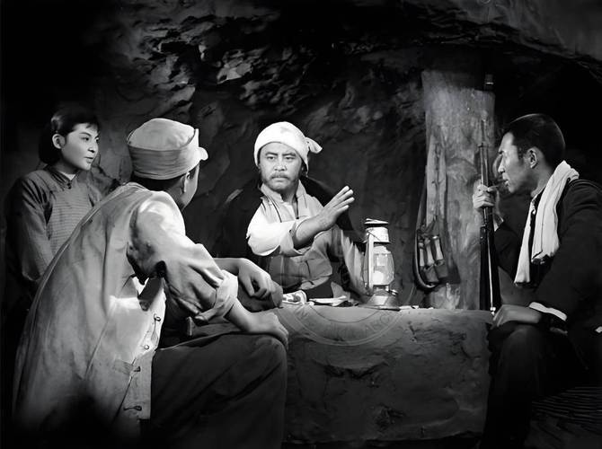 地道战电影免费观看 | 红色经典抗战片在线播放 | 老电影高清完整版