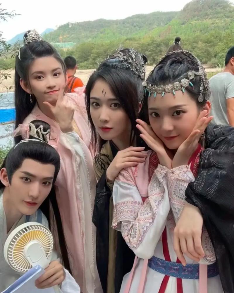 免费观看《重紫》全集 | 仙侠虐恋·师徒虐心·杨超越古装大剧