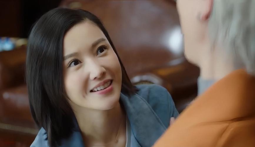 《赖猫的狮子倒影免费观看》全集高清在线看,霸道总裁与女王的甜蜜对决(无删减/免费追剧/隐藏结局)